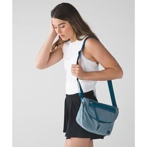 Lululemon Tofino Teal Blue Green Festival Bag II